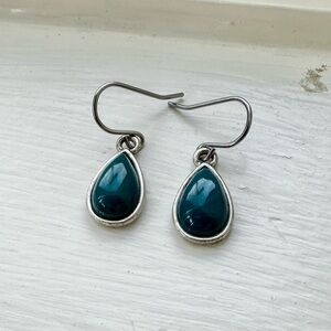 Gorgeous Teal and Silver Toned Teardrop Earrings